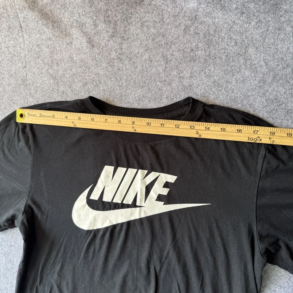 Nike Sportswear Futura Icon T-Shirt‎ Small Black Graphic Logo Cotton Tee